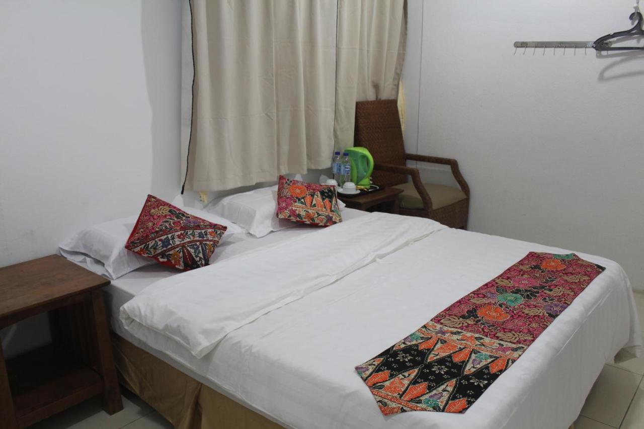 Emma Guesthouse Jertih Экстерьер фото