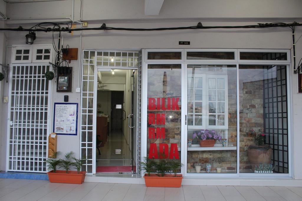 Emma Guesthouse Jertih Экстерьер фото
