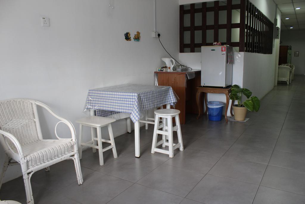 Emma Guesthouse Jertih Экстерьер фото