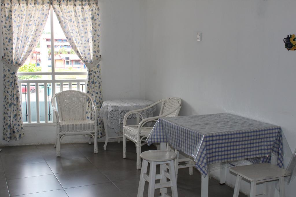 Emma Guesthouse Jertih Экстерьер фото