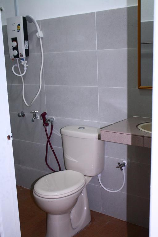Emma Guesthouse Jertih Экстерьер фото