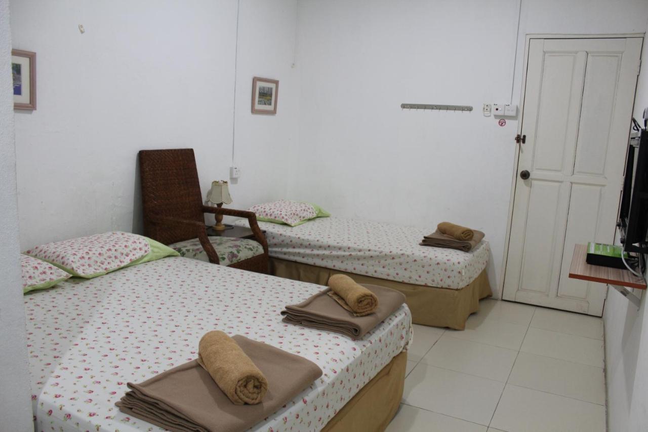 Emma Guesthouse Jertih Экстерьер фото